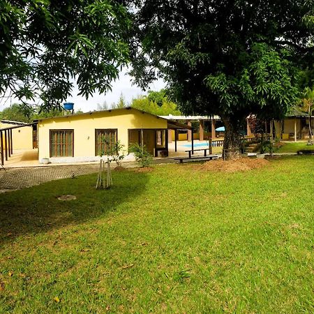 Villa Chacara Charmosa Com Piscina, Campo De Futebol Guaratinguetá Exterior foto